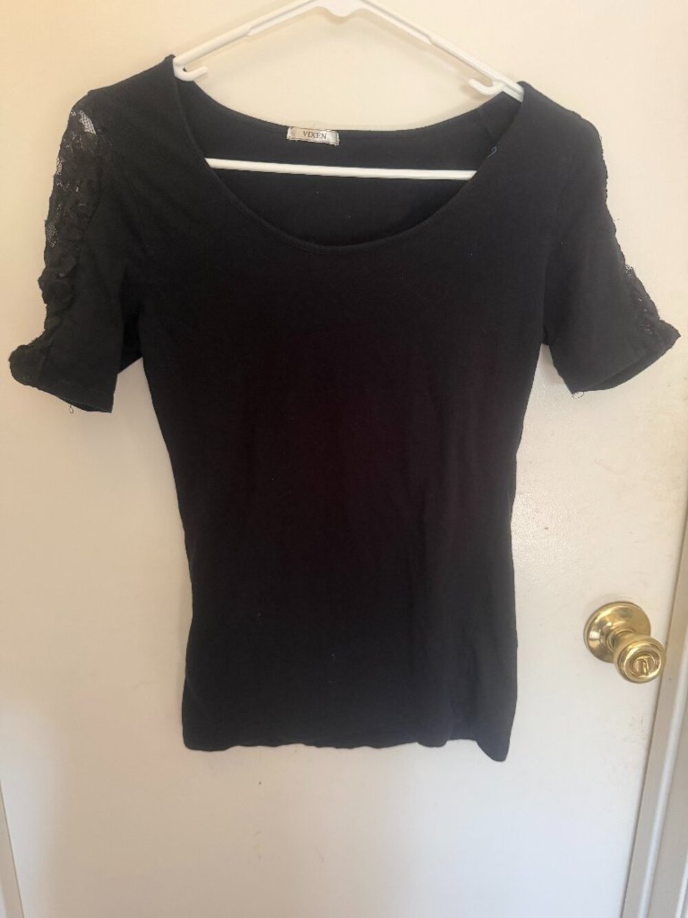 Star Vixen Black Scoop-Neck Shirt W M